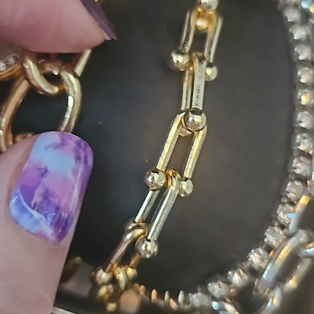 KENDALL & KYLIE  Watch and Bracelet gift 🎁 set - Picture 7 of 13